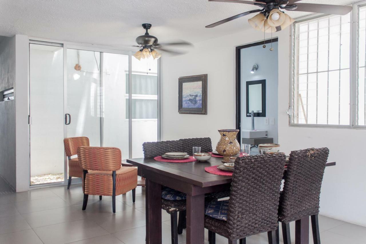 Whyz 4 You Private Rooms Puerto Morelos Exteriör bild